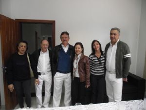 Colaboradores e Diretoria da Unimed Ourinhos comemoram o Dia dos Pais.